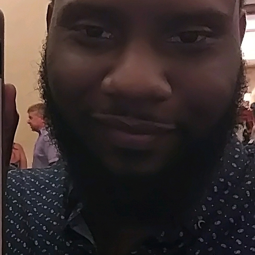 Meet your Posher, Dontavious